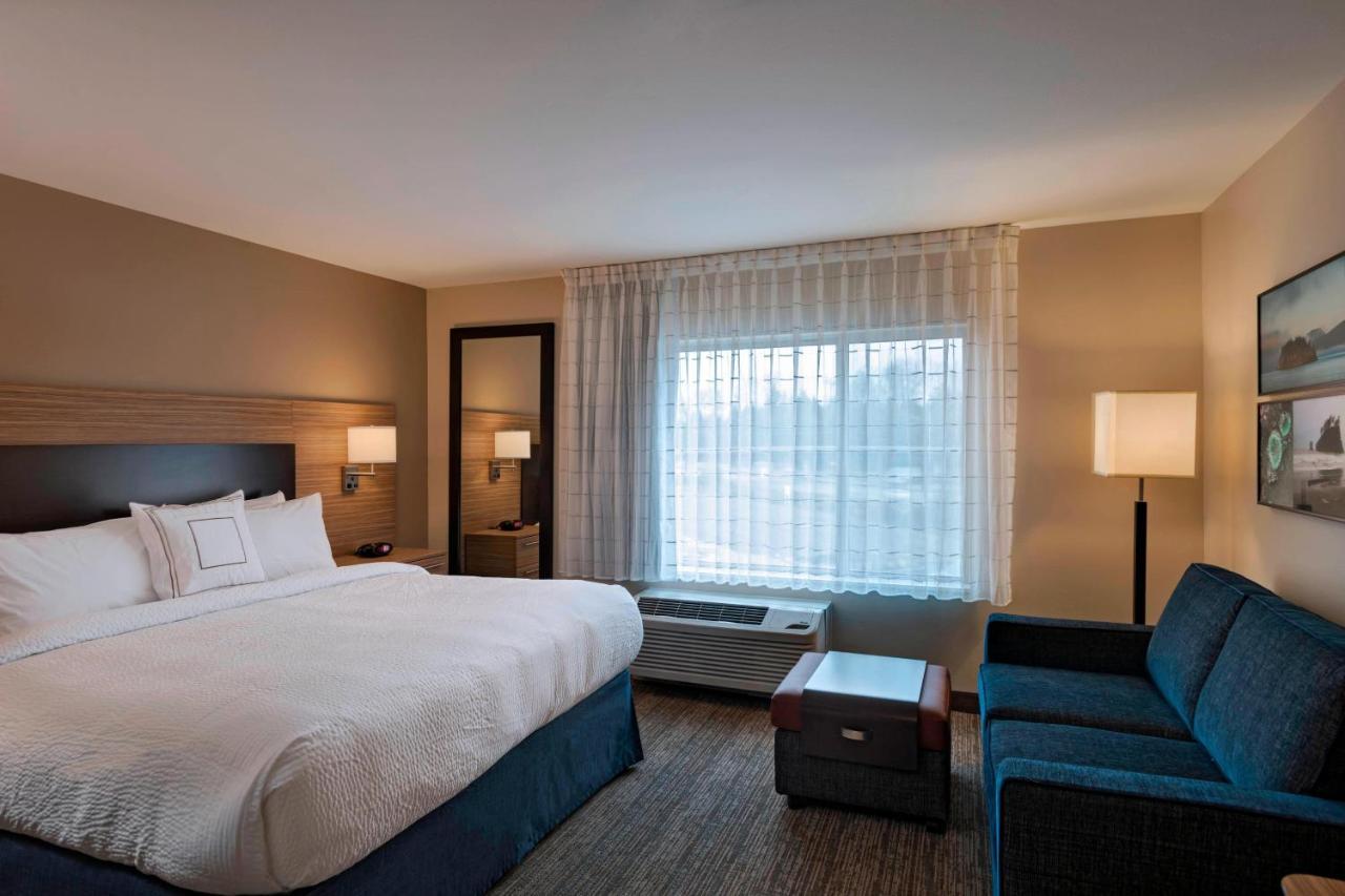 Towneplace Suites By Marriott Tacoma Лейквуд Экстерьер фото