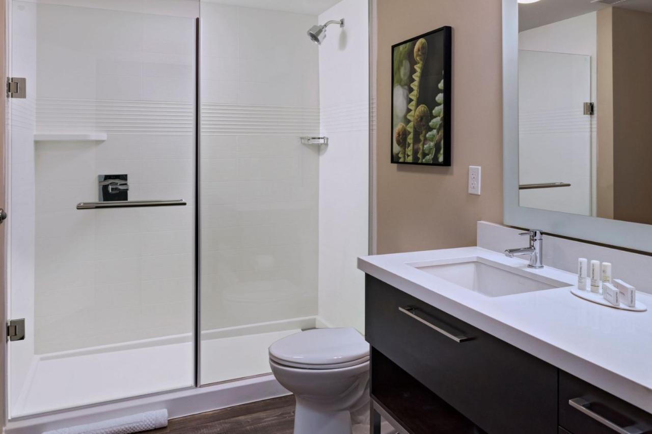 Towneplace Suites By Marriott Tacoma Лейквуд Экстерьер фото